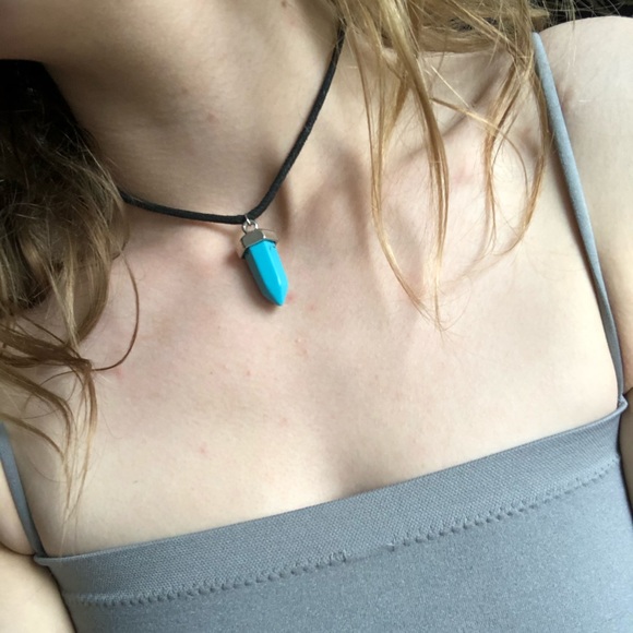 FREE over $15! Blue stone choker - Picture 4 of 4